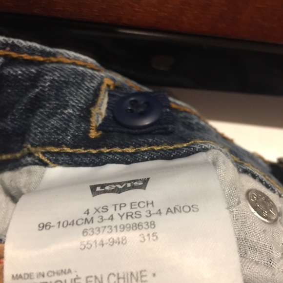 Levi’s size 4 reg kids.  Like new - Picture 6 of 6